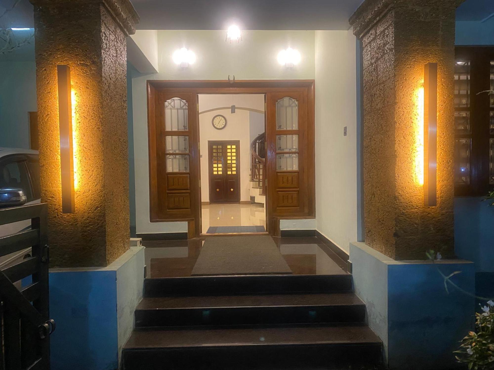 "Radhas" 4Br Villa In Gated Spring Field Community, Kannur Esterno foto