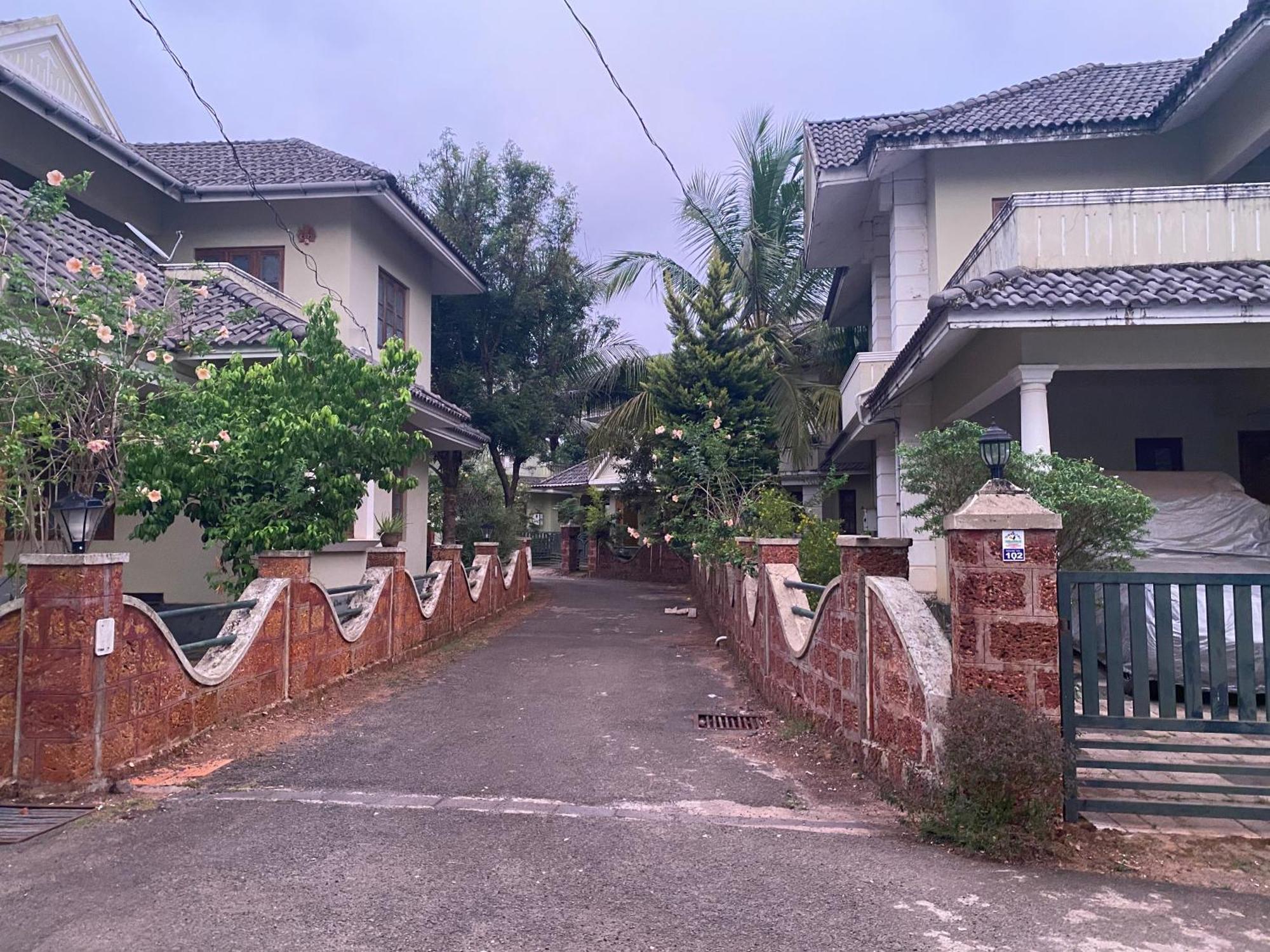 "Radhas" 4Br Villa In Gated Spring Field Community, Kannur Esterno foto